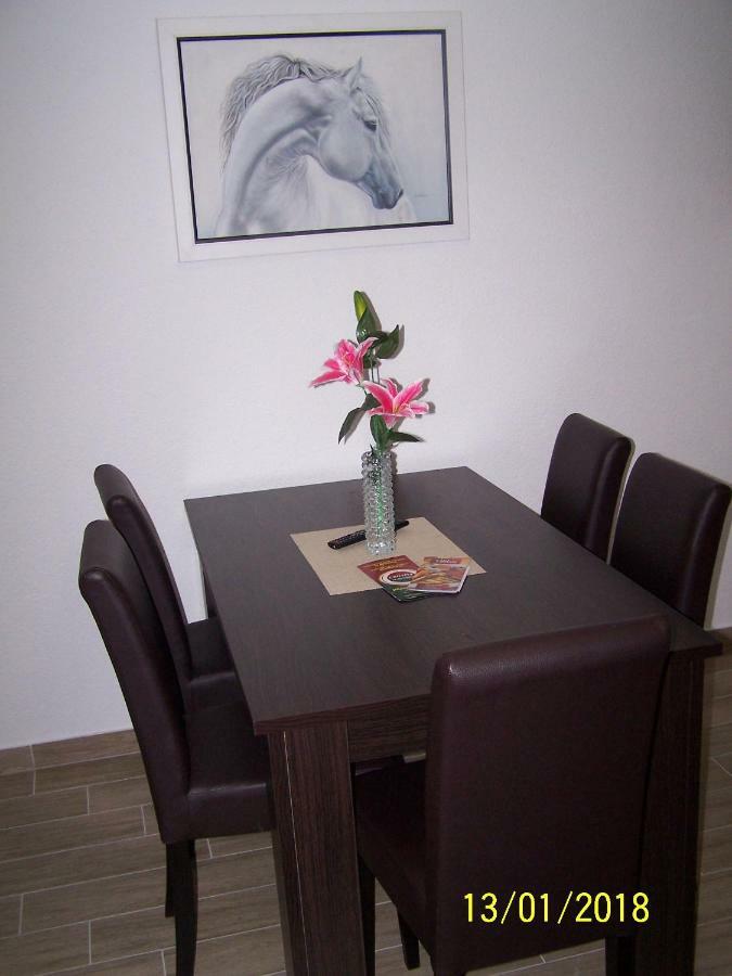 Apartmani Matosevic Ivankovo Ngoại thất bức ảnh